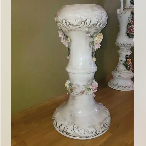Gorgeous!!! Large 34"H x 18”W Vintage Capodimonte Italy *Pedestal *Plant Stand - Picture 3 of 8